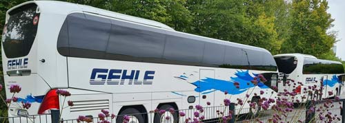 Exkursionsbusse.